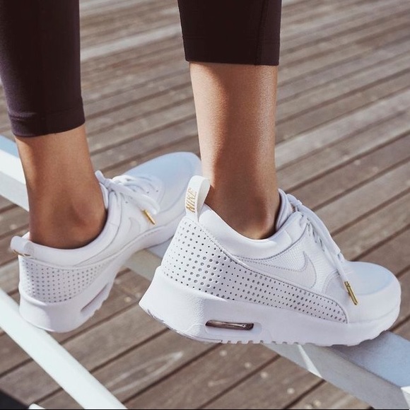 🏵Nike Air Max Thea 🏵Price firm !! - Picture 2 of 8